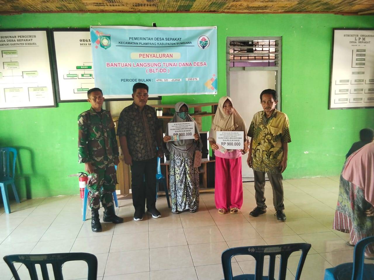 Penyaluran BLT-DD Bulan April hingga Juni 2025 di Desa Sepakat.